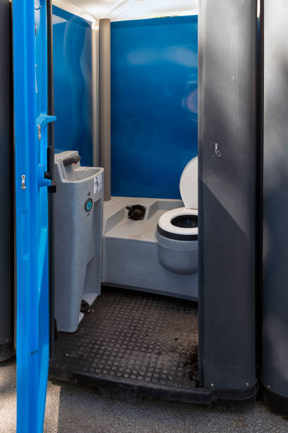 Best Construction site porta potty rental  in Ellsworth, WI