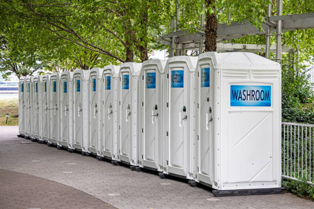 Best Portable toilet rental cost  in Ellsworth, WI